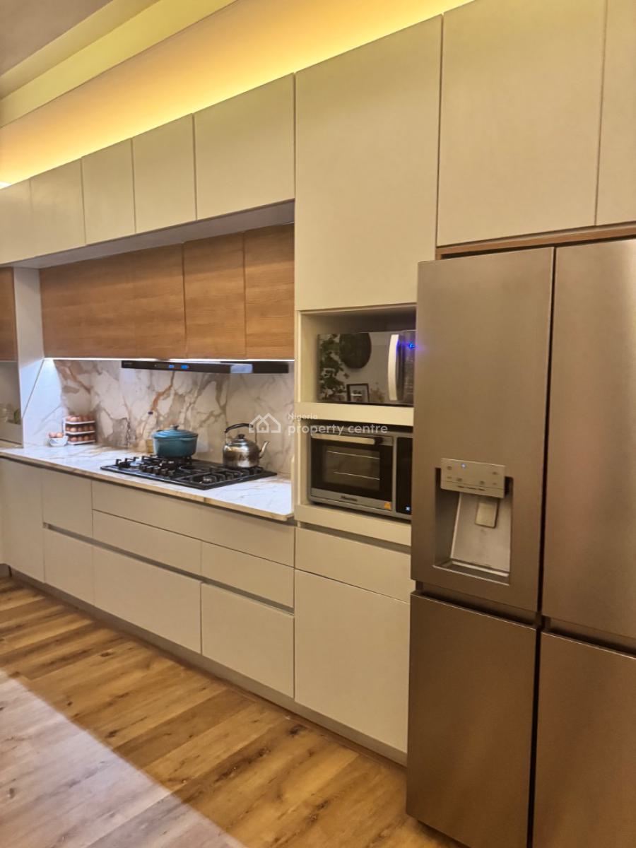 Luxury 1-bedroom Penthouse -- Fully Serviced & Move-in Ready, Adesegun Okunuga Street, Lekki, Lagos, Mini Flat (room and Parlour) for Sale