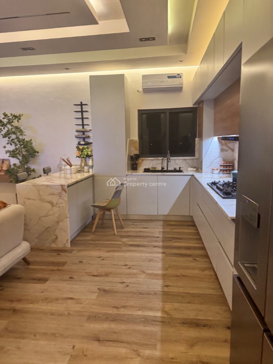 Luxury 1-bedroom Penthouse -- Fully Serviced & Move-in Ready, Adesegun Okunuga Street, Lekki, Lagos, Mini Flat (room and Parlour) for Sale