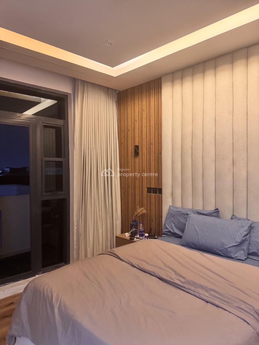 Luxury 1-bedroom Penthouse -- Fully Serviced & Move-in Ready, Adesegun Okunuga Street, Lekki, Lagos, Mini Flat (room and Parlour) for Sale