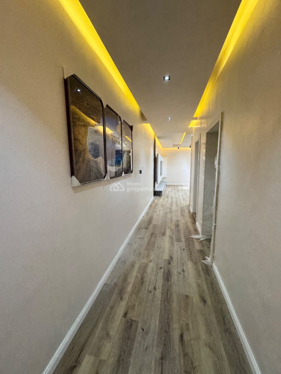 Luxury 1-bedroom Penthouse -- Fully Serviced & Move-in Ready, Adesegun Okunuga Street, Lekki, Lagos, Mini Flat (room and Parlour) for Sale