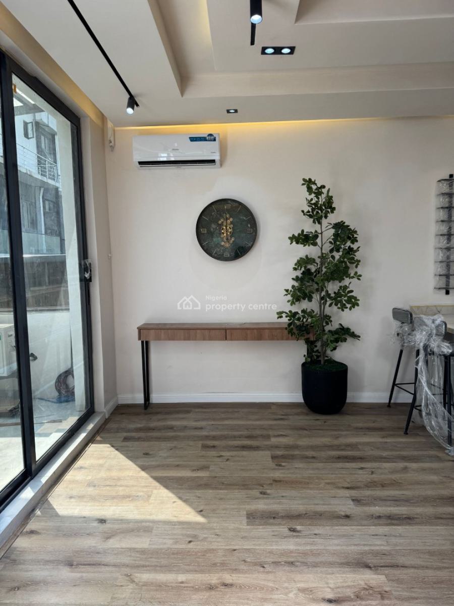 Luxury 1-bedroom Penthouse -- Fully Serviced & Move-in Ready, Adesegun Okunuga Street, Lekki, Lagos, Mini Flat (room and Parlour) for Sale