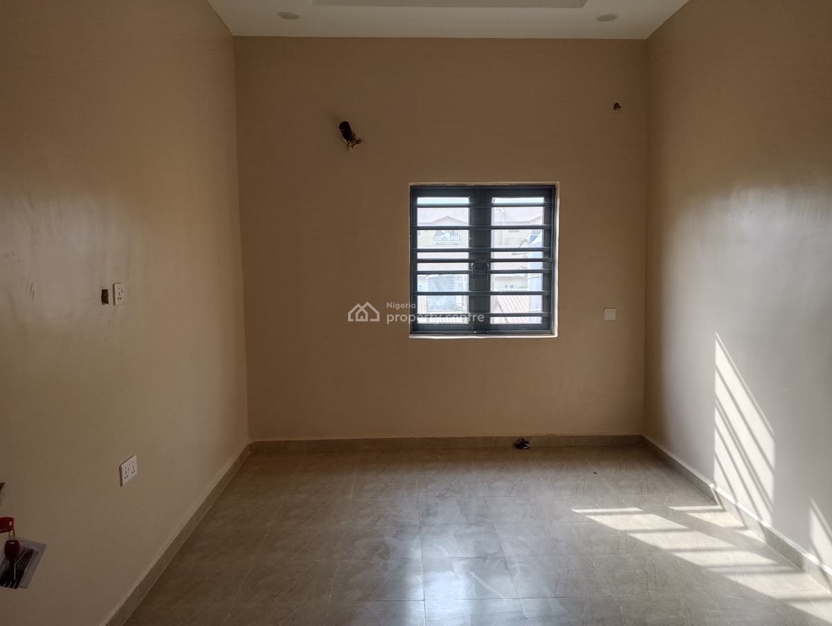 2 Bedrooms Flat, 2nd Avenue, Gwarinpa, Abuja, Flat / Apartment for Rent