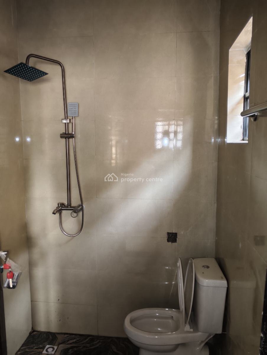 2 Bedrooms Flat, 2nd Avenue, Gwarinpa, Abuja, Flat / Apartment for Rent