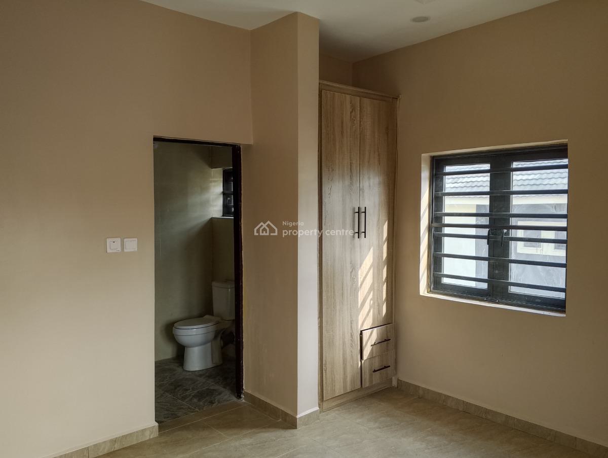 3 Bedrooms Flat, 2nd Avenue, Gwarinpa, Abuja, Flat / Apartment for Sale