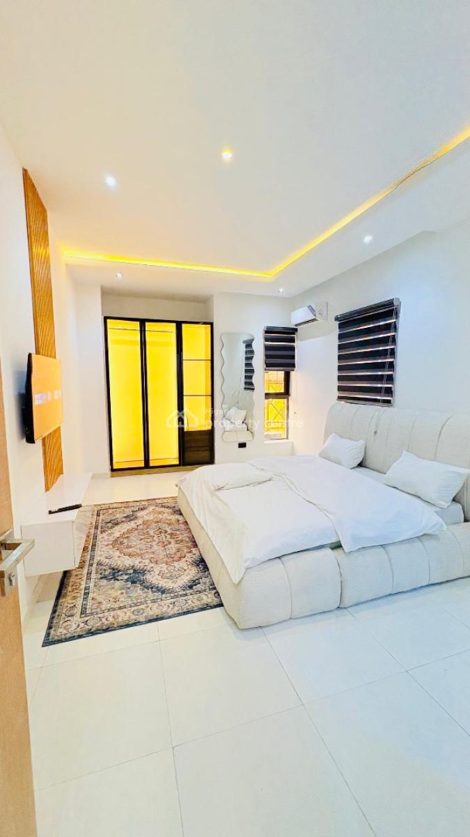 Spacious 2 Bedroom Apartment with Ps5 and Gym, Lekki Phase 1, Lekki, Lagos, Flat / Apartment for Rent
