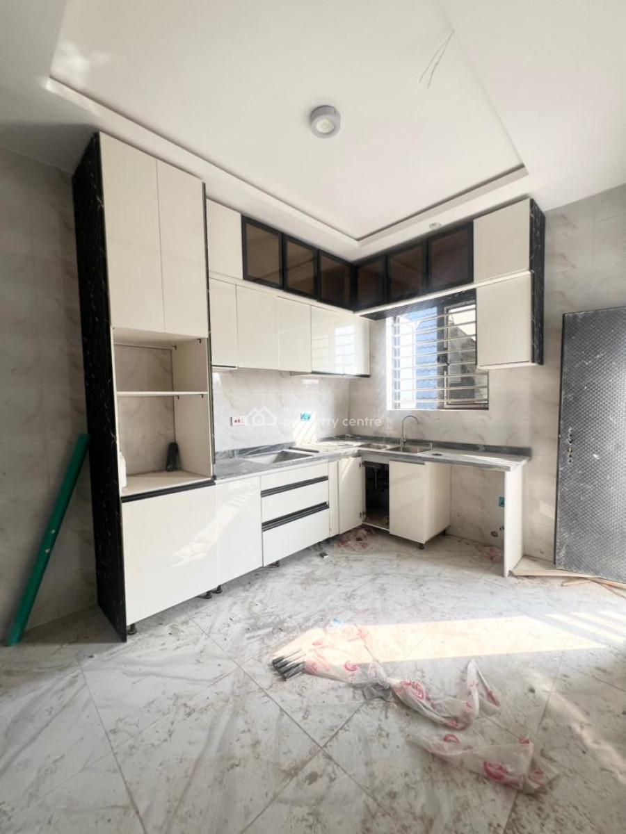 Lovely 2bedroom Apartment in a Secure Estate, Ajah, Lekki, Lagos, Flat / Apartment for Sale