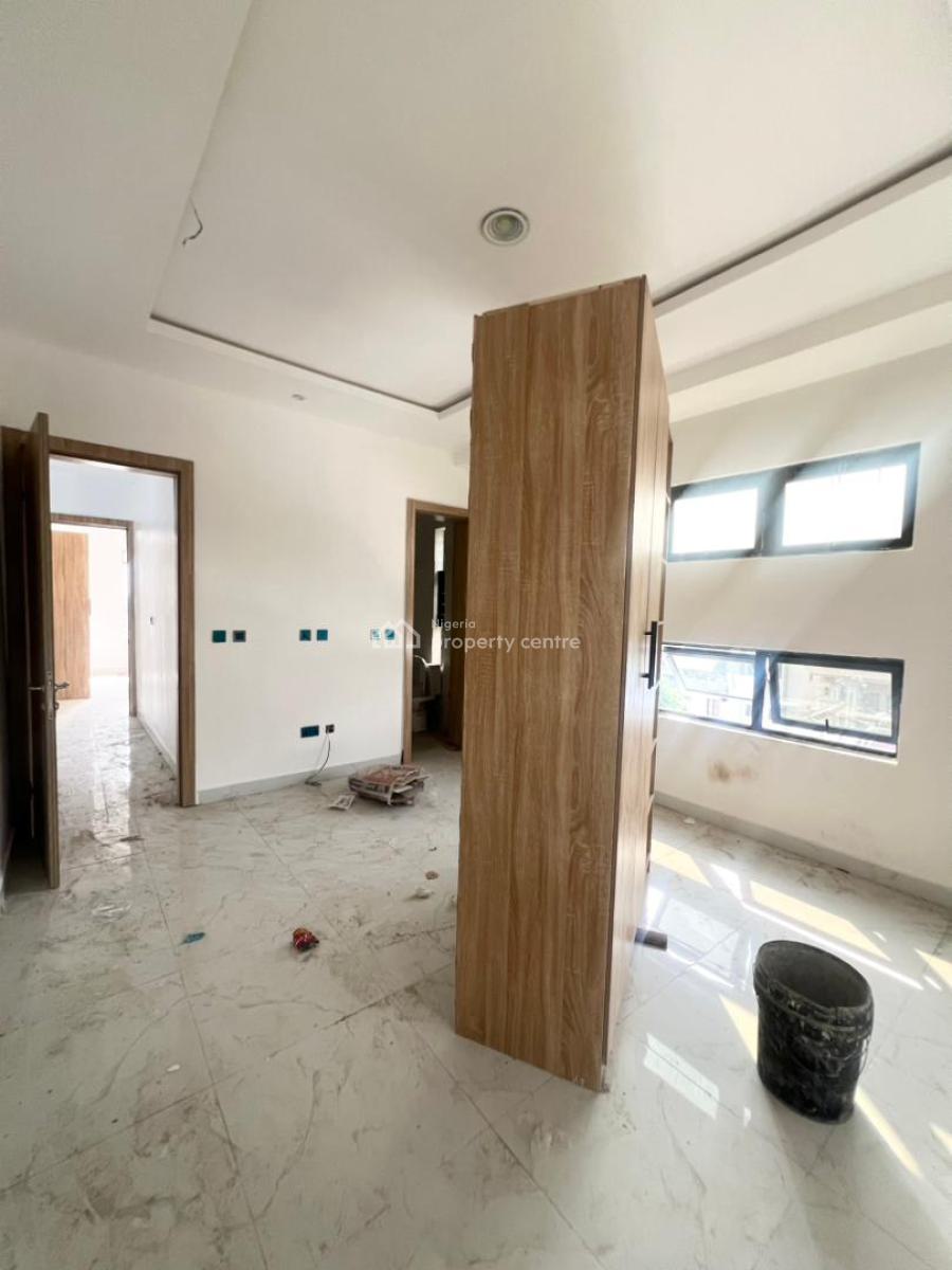 Lovely 2bedroom Apartment in a Secure Estate, Ajah, Lekki, Lagos, Flat / Apartment for Sale