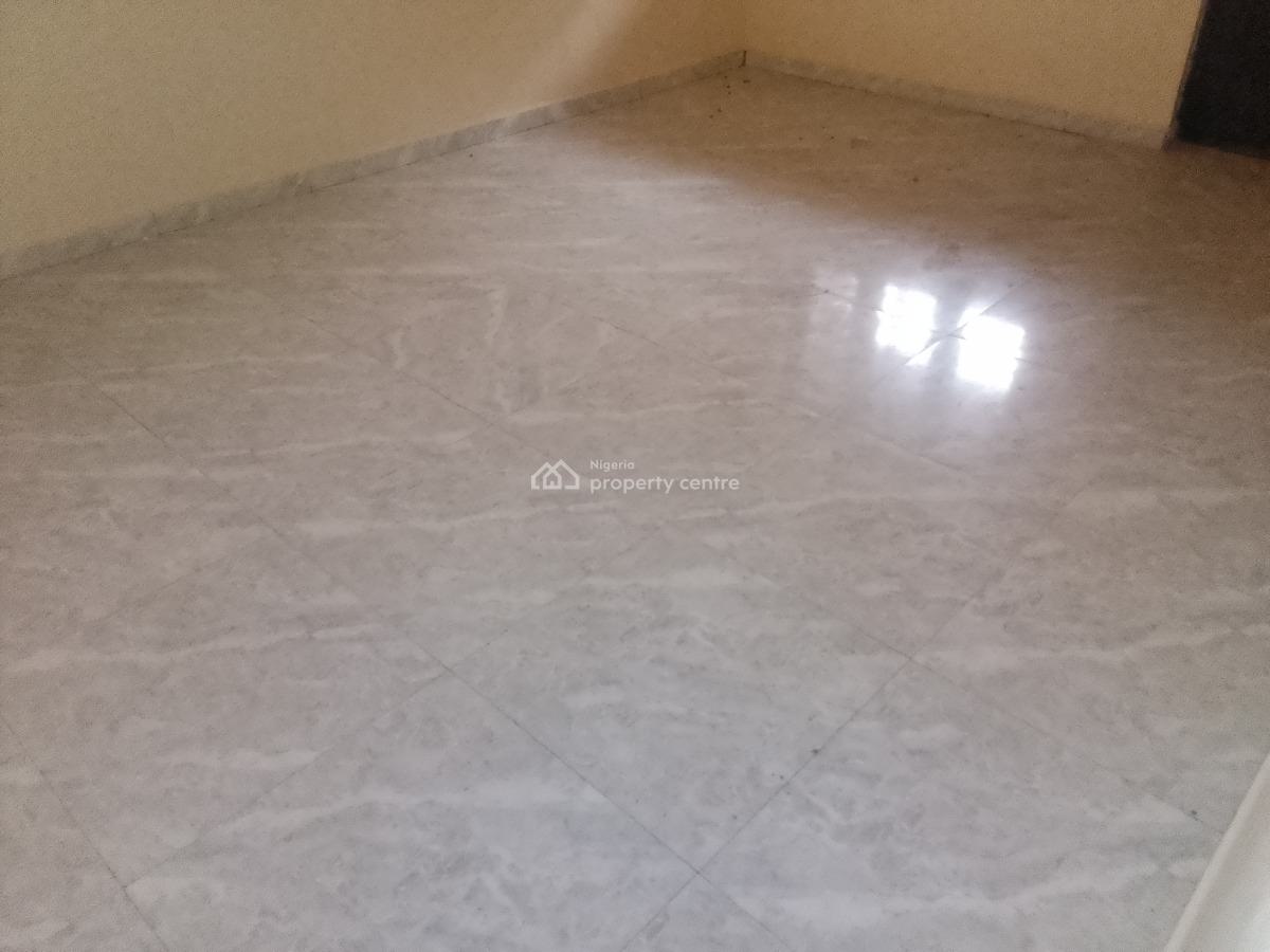 Renovated Three Bedrooms Flat, 1st Avenue, Gwarinpa, Abuja, Flat / Apartment for Rent