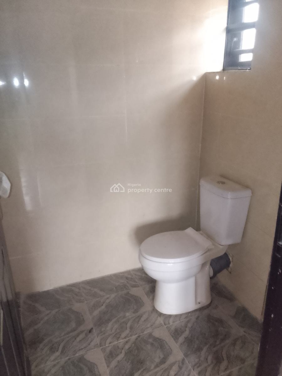 Renovated Three Bedrooms Flat, 1st Avenue, Gwarinpa, Abuja, Flat / Apartment for Rent
