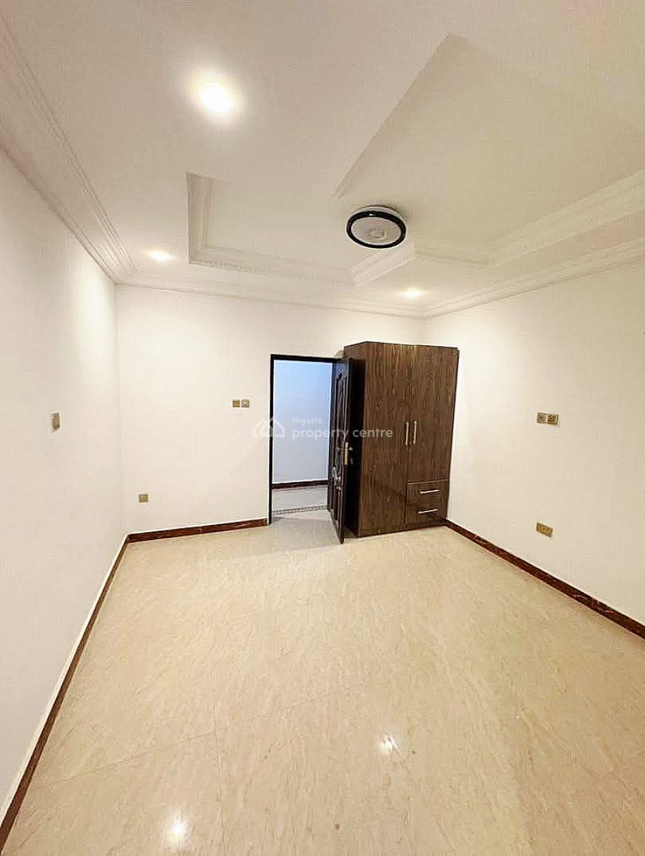 3 Bedroom Apartment, Lekki Phase 1, Lekki, Lagos, Flat / Apartment for Rent