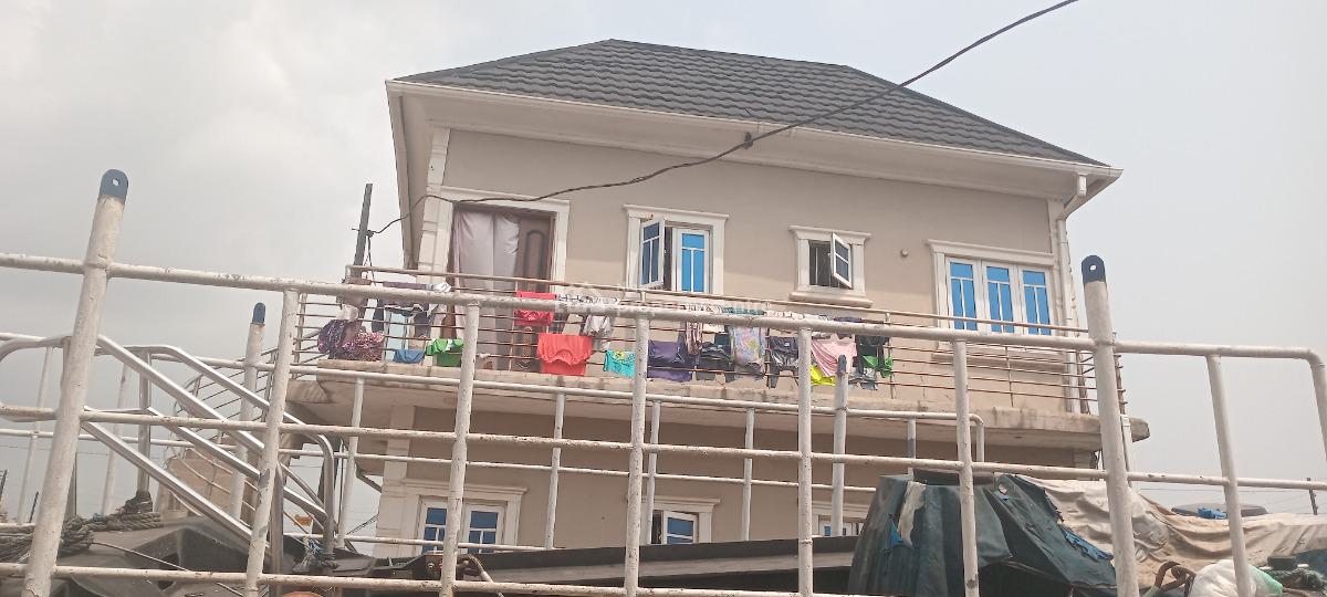 Fully Furnished 5bedroom Duplex with 2 Units of 1bedroom Flat, Agunfoye, Igbogbo, Ikorodu, Lagos, Detached Duplex for Sale