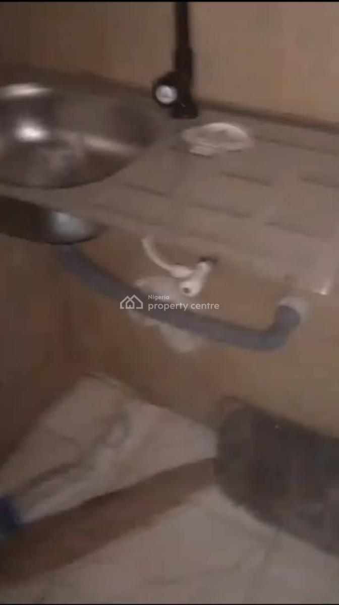 Lovely Sweet Room Self Contain, Fadeyi, Shomolu, Lagos, Self Contain (single Rooms) for Rent