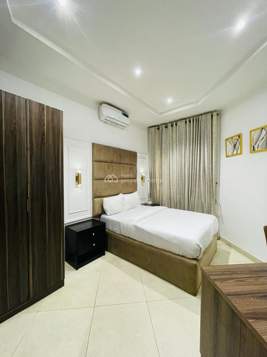 Unique Single Room with a Swimming Pool, Nike Art Gallery, Ikate, Lekki, Lagos, Self Contain (single Rooms) for Rent