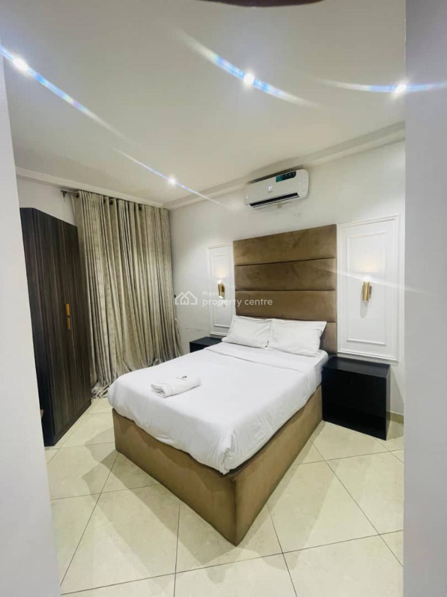 Unique Single Room with a Swimming Pool, Nike Art Gallery, Ikate, Lekki, Lagos, Self Contain (single Rooms) for Rent