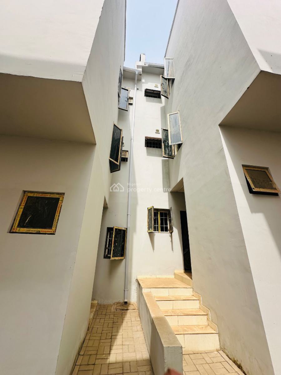 Well Built Luxury 4 Bedroom Terrace Duplex with 2 Sitting Rooms & Bq, Guzape District, Abuja, Terraced Duplex for Rent