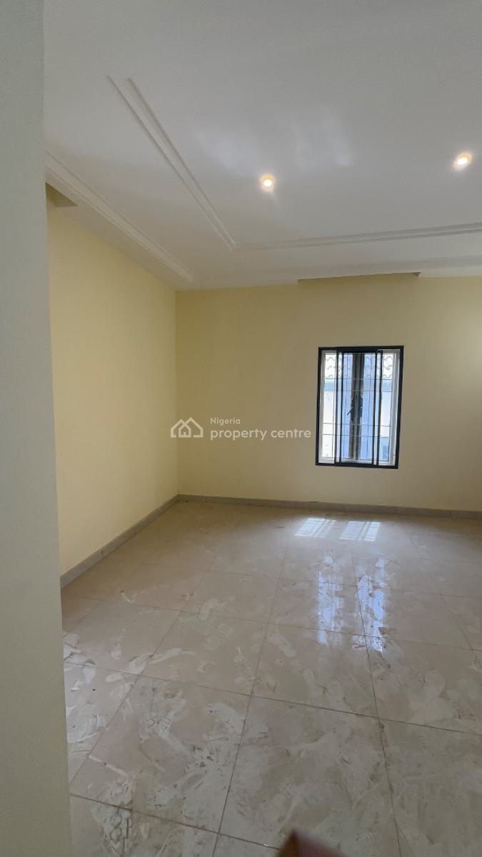 Well Built Luxury 4 Bedroom Terrace Duplex with 2 Sitting Rooms & Bq, Guzape District, Abuja, Terraced Duplex for Rent