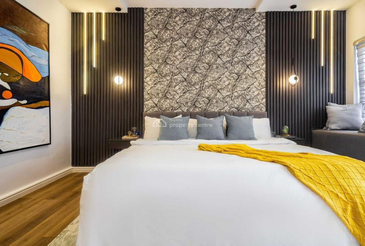 Luxury Three Bedroom Apartment, Royal Phine 3 Estate Gate, Lekki, Lagos, Terraced Duplex Short Let