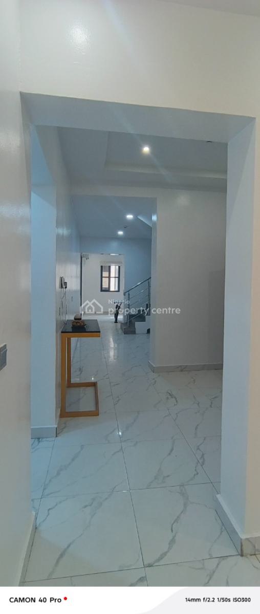 Fully Service Two Bedroom Flat in Lekki, Across Coastal Road, Lekki Phase 1, Lekki, Lagos, Flat / Apartment for Rent