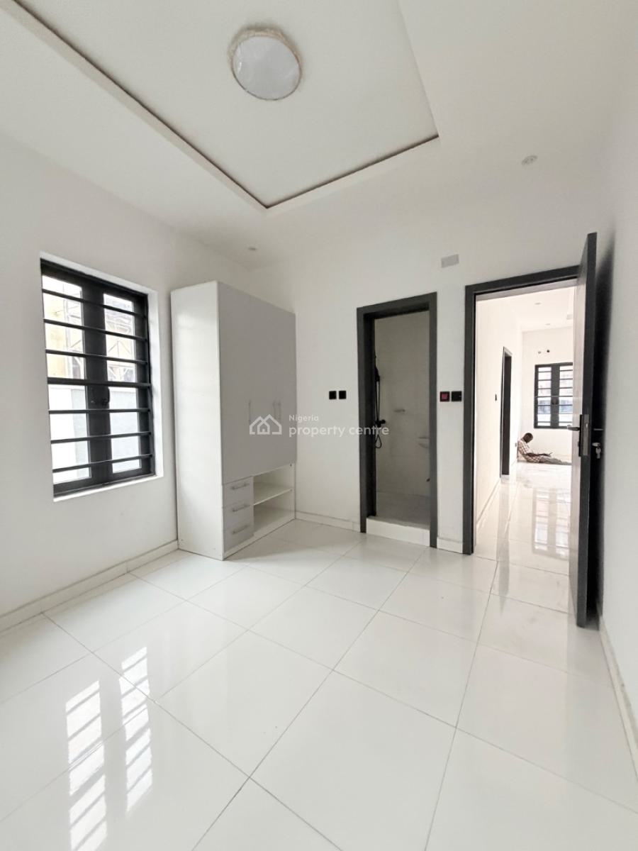 Spaciously Built 3 Bedroom Apartment in a Very Secured Estate, Gra Phase 2, Magodo, Lagos, Flat / Apartment for Sale