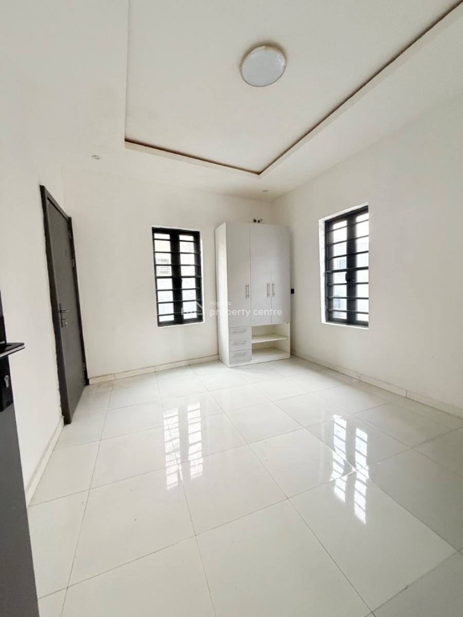 Spaciously Built 3 Bedroom Apartment in a Very Secured Estate, Gra Phase 2, Magodo, Lagos, Flat / Apartment for Sale