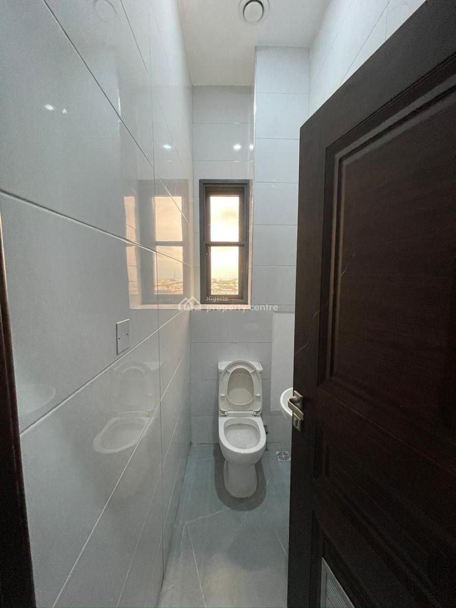 Office Space for Lease, Facing Admiralty Way, Lekki Phase 1, Lekki, Lagos, Office Space for Rent