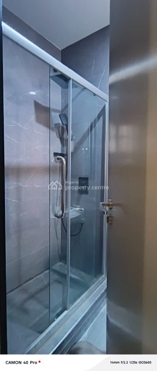 Standard and Fully Service Mini Flat in Leaks Right, Across Coastal Road, Lekki Phase 1, Lekki, Lagos, Mini Flat (room and Parlour) for Rent