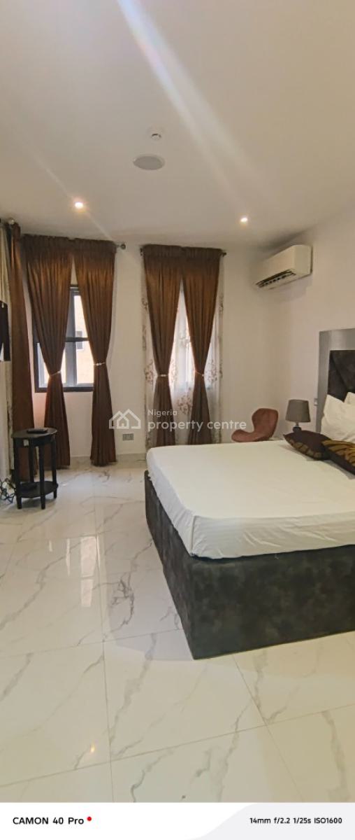 Standard and Fully Service Mini Flat in Leaks Right, Across Coastal Road, Lekki Phase 1, Lekki, Lagos, Mini Flat (room and Parlour) for Rent