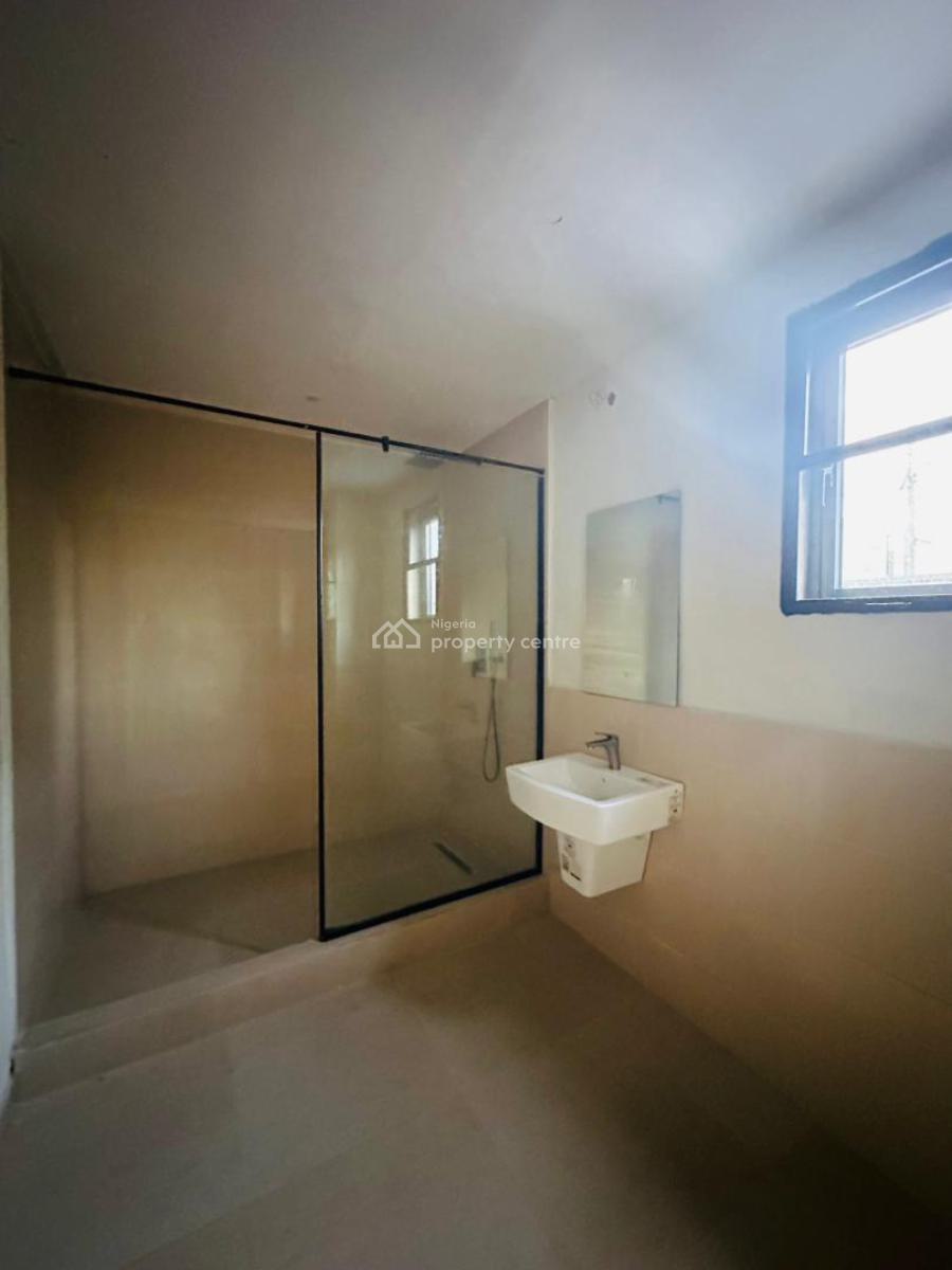 3 Bedroom Luxury Apartment with Bq, Pool, Gym and Elevator, Off Admiralty Way, Lekki Phase 1, Lekki, Lagos, Flat / Apartment for Rent