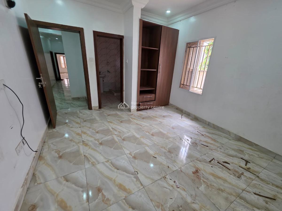 Beautiful 3 Bedroom Serviced Apartment,serene Neighborhood,tarred Road, Nice and Well Secured Neighborhood, Mabushi, Abuja, Flat / Apartment for Rent