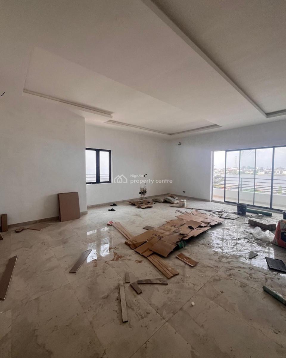 Lovely 2 Bedroom Apartment, Lekki Phase 1, Lekki Phase 1, Lekki, Lagos, Block of Flats for Sale