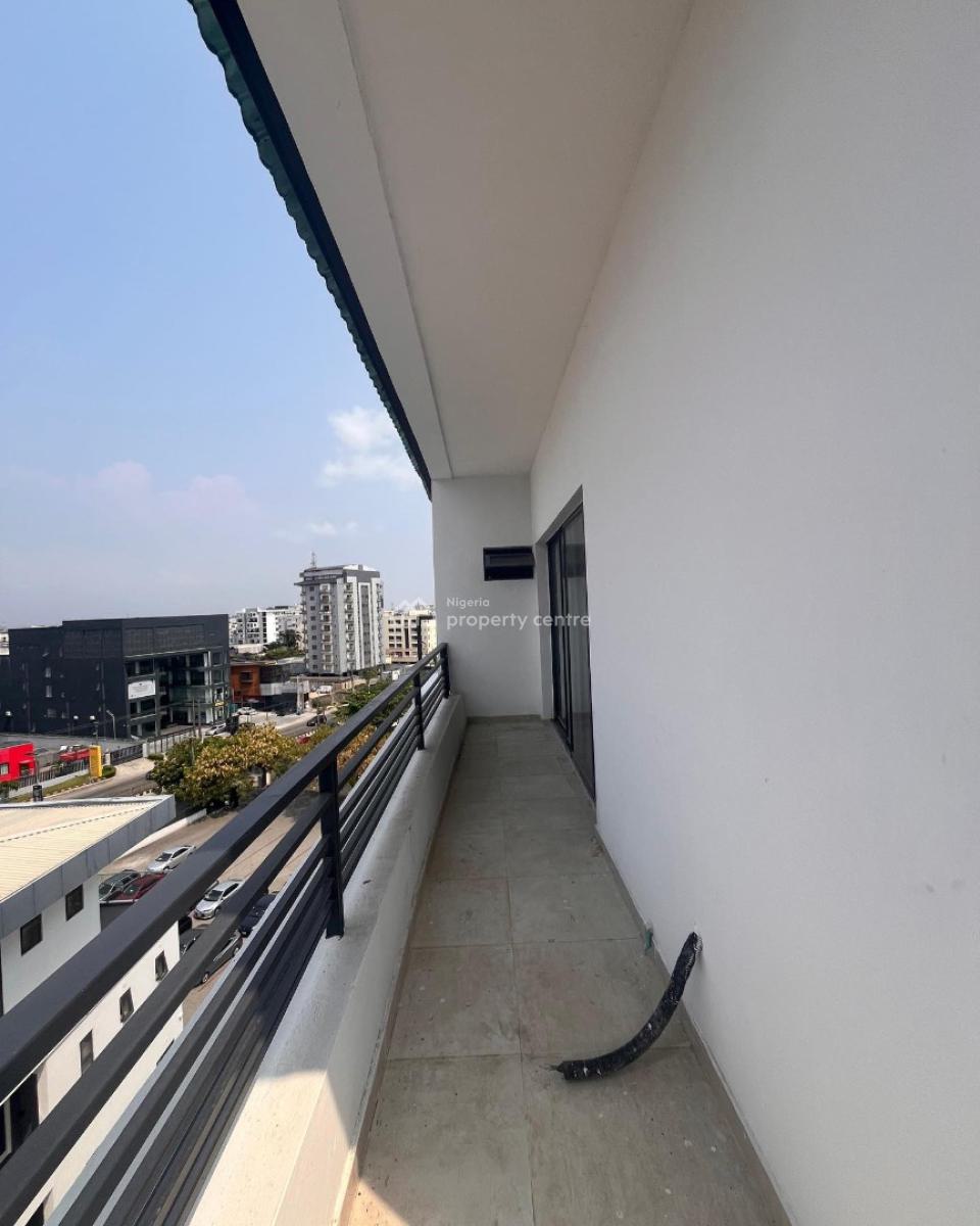 Lovely 2 Bedroom Apartment, Lekki Phase 1, Lekki Phase 1, Lekki, Lagos, Block of Flats for Sale