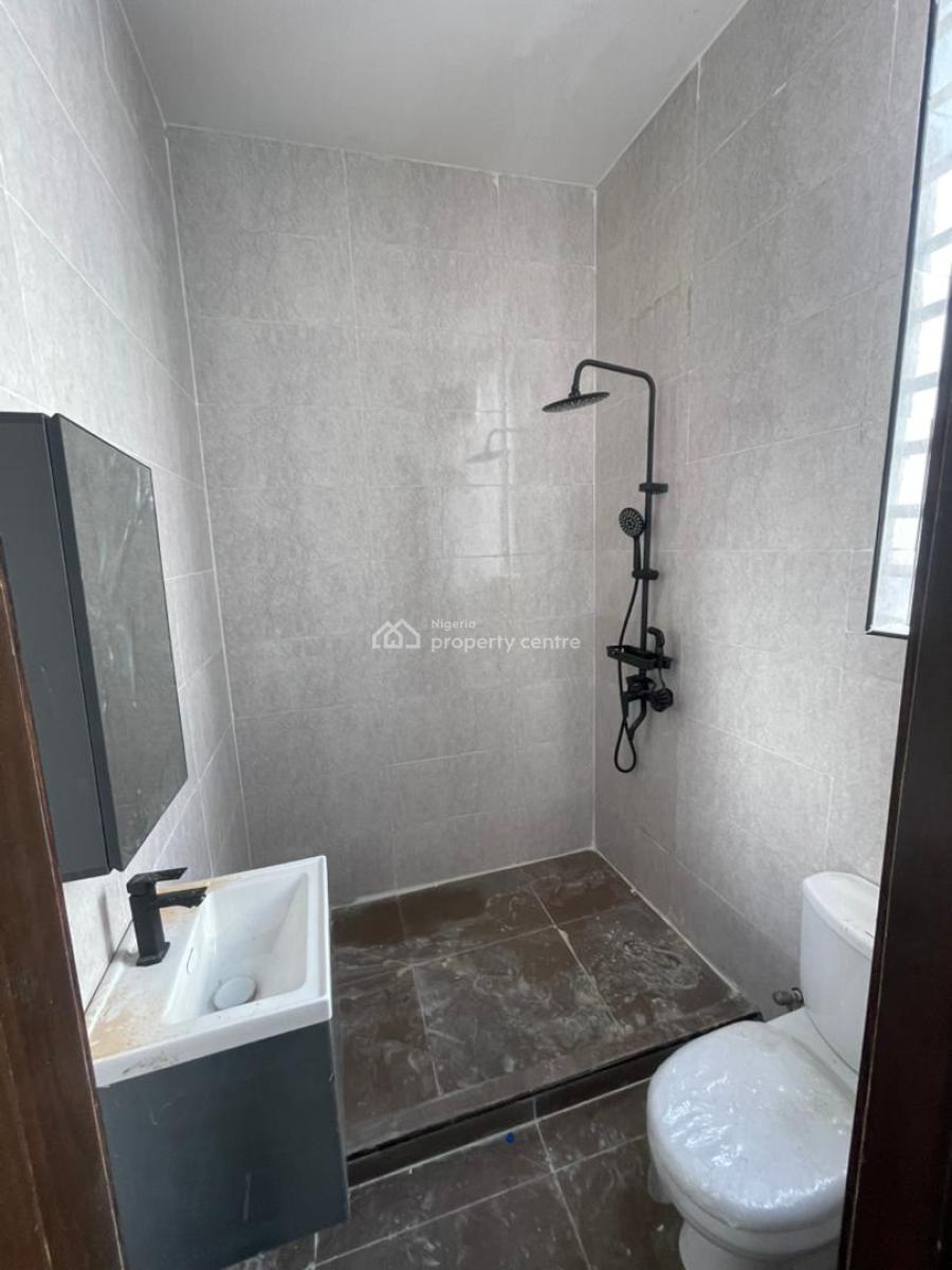 Brand New and Luxury 3bed Apartment Upstairs with Bq Fully Serviced, No 20 Allen Johnson Street Off Admiralty Way Lekki Phase One, Lekki Phase 1, Lekki, Lagos, Flat / Apartment for Rent