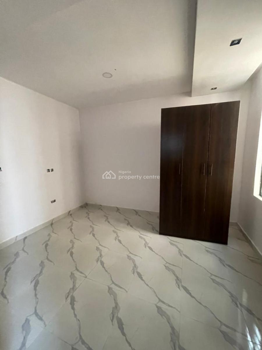 Brand New and Luxury 3bed Apartment Upstairs with Bq Fully Serviced, No 20 Allen Johnson Street Off Admiralty Way Lekki Phase One, Lekki Phase 1, Lekki, Lagos, Flat / Apartment for Rent