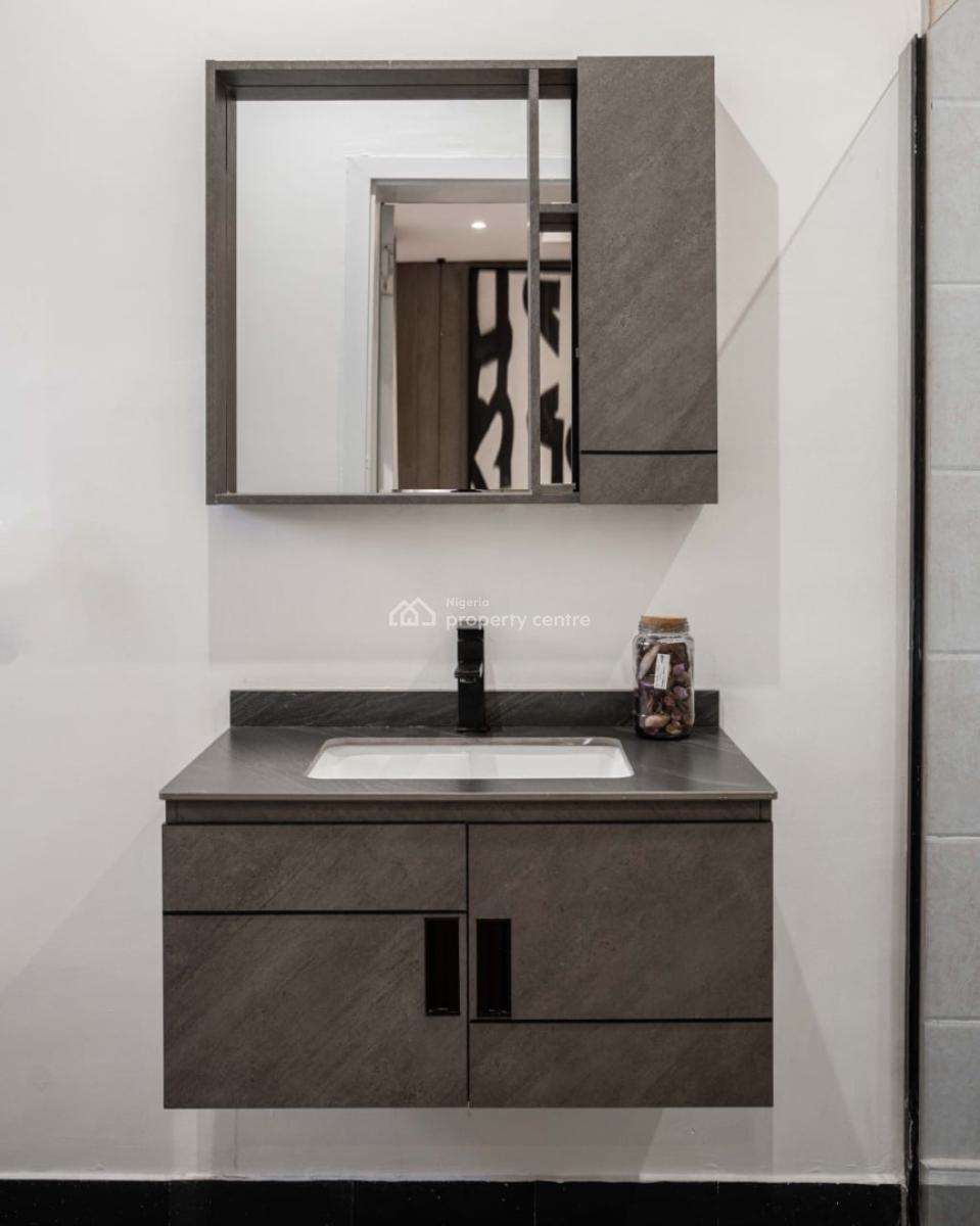 Luxury 2 Bedrooms Apartment with Excellent Facilities (pool and Gym ), Phase 1, Lekki, Lagos, Flat / Apartment Short Let