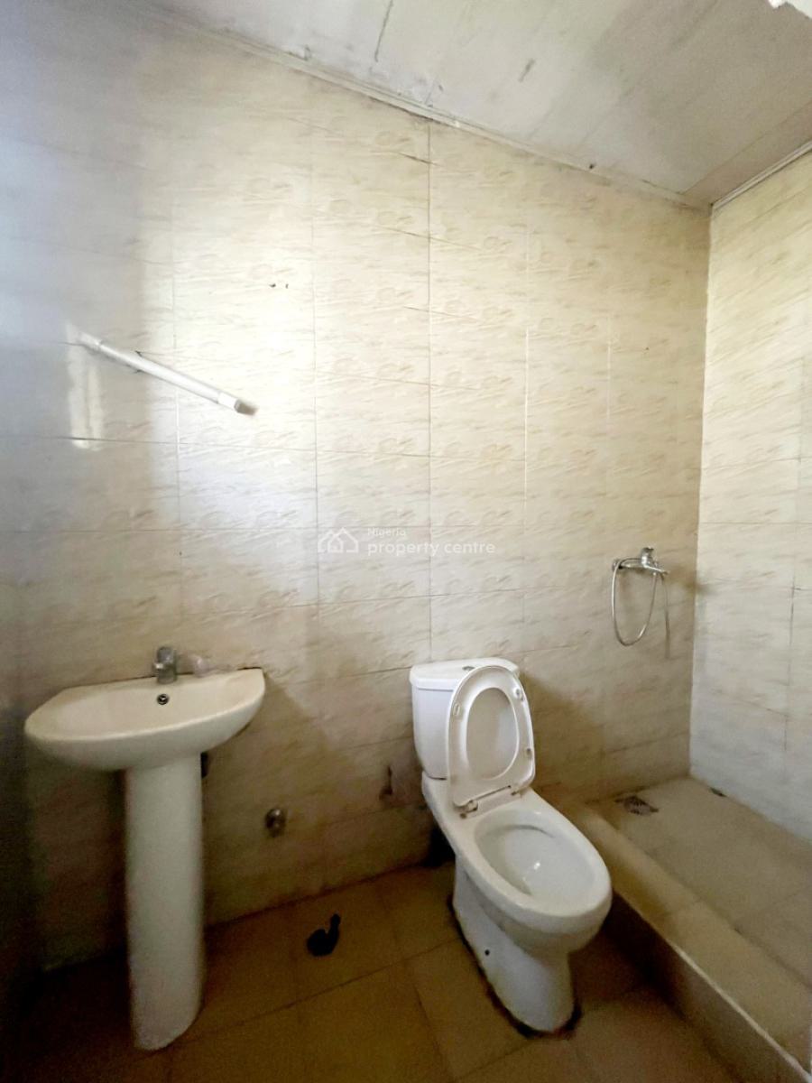 Lovely 2bedroom Flat in an Estate, Lifecamp District, Life Camp, Abuja, Flat / Apartment for Rent