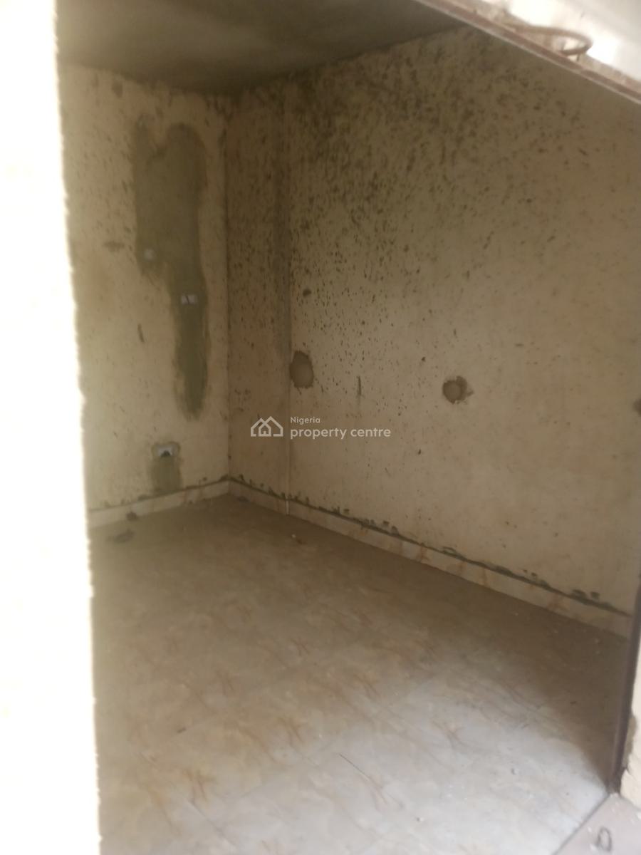 Spacious Newly Built Shop in a Busy Area, Oribanwa Road, Eputu, Ibeju Lekki, Lagos, Shop for Rent