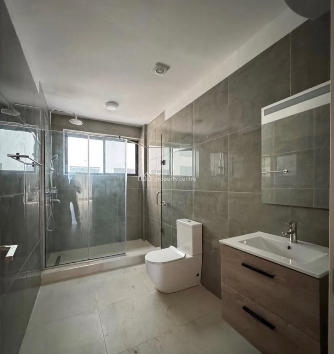 2bed Apartment, Victoria Island (vi), Lagos, Flat / Apartment for Sale