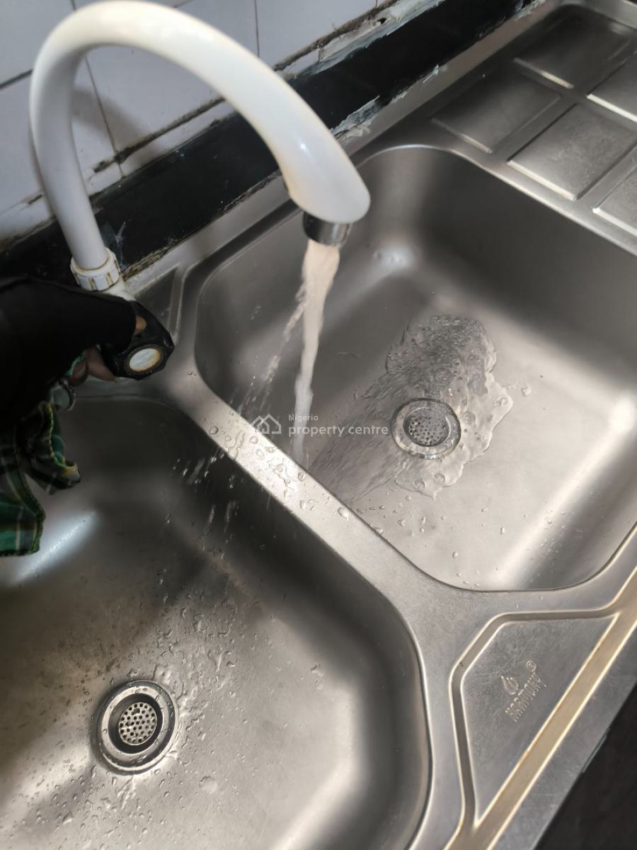 Luxury and Fully Furnished Single Bedroom Apartment Upstairs Serviced, No 11 Kuku Anjones Street Lekki Phase One, Lekki Phase 1, Lekki, Lagos, Self Contain (single Rooms) for Rent