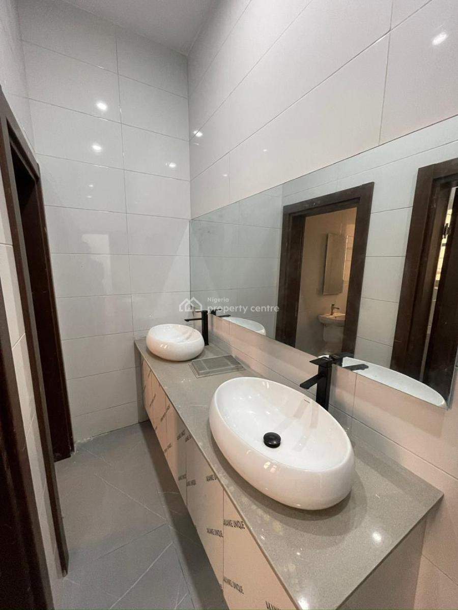 1 Bed Flat, Lekki Phase 1, Lekki, Lagos, Office Space for Rent