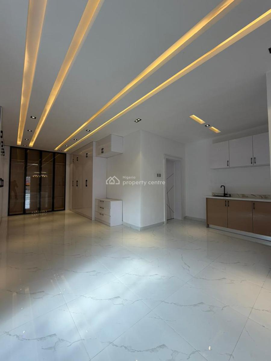 Newly Built 5 Bedrooms Duplex in a Gated Estate, Ace Mall Area, Oluyole, Oyo, Detached Duplex for Sale