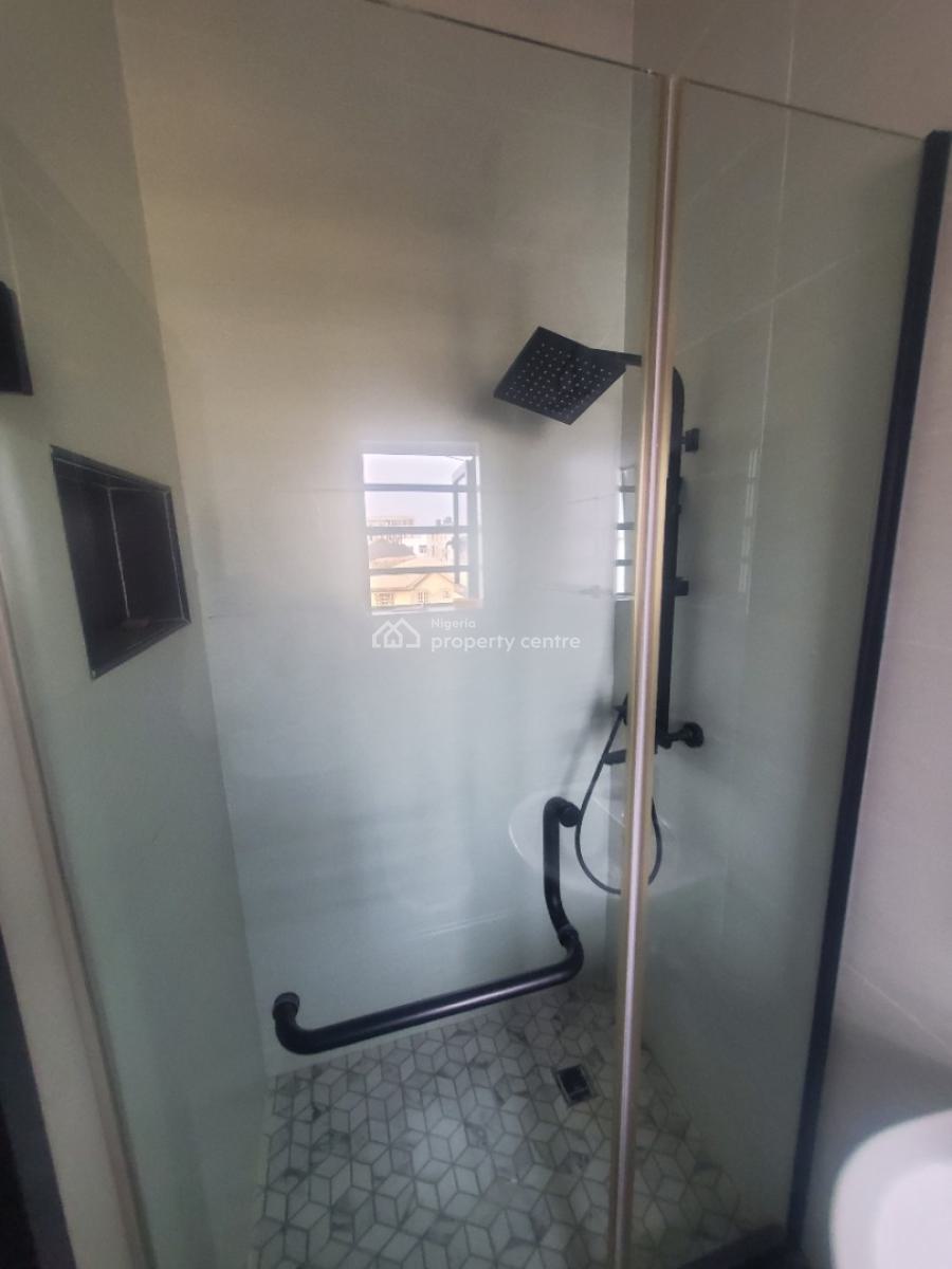 Spacious 3 Bedroom Apartment, Whitesands Estate, Ologolo, Lekki, Lagos, Block of Flats for Sale