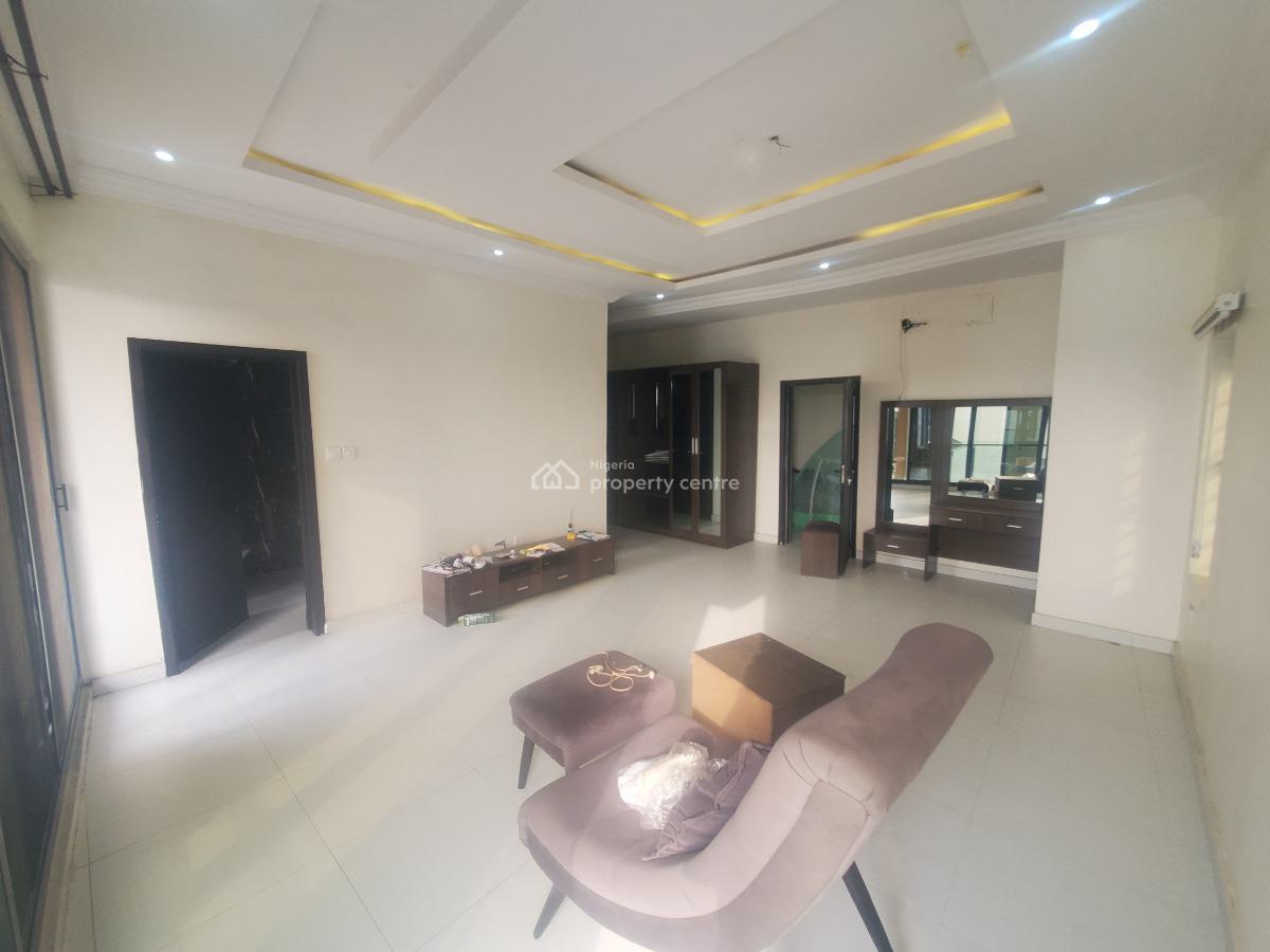 Spacious 3 Bedroom Apartment, Whitesands Estate, Ologolo, Lekki, Lagos, Block of Flats for Sale