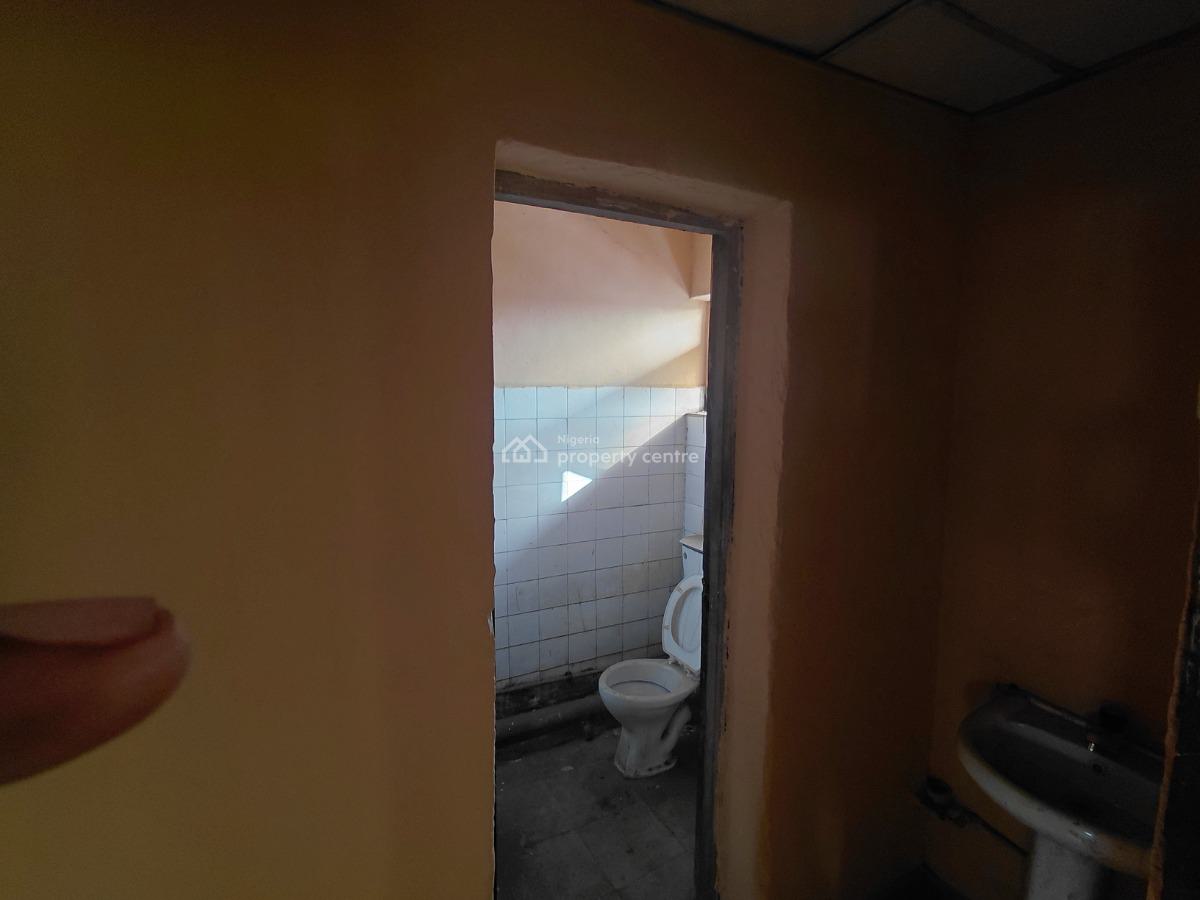 Prime Ikorodu Road Office Space, Ikorodu Road, Mile 12, Kosofe, Lagos, Office Space for Rent