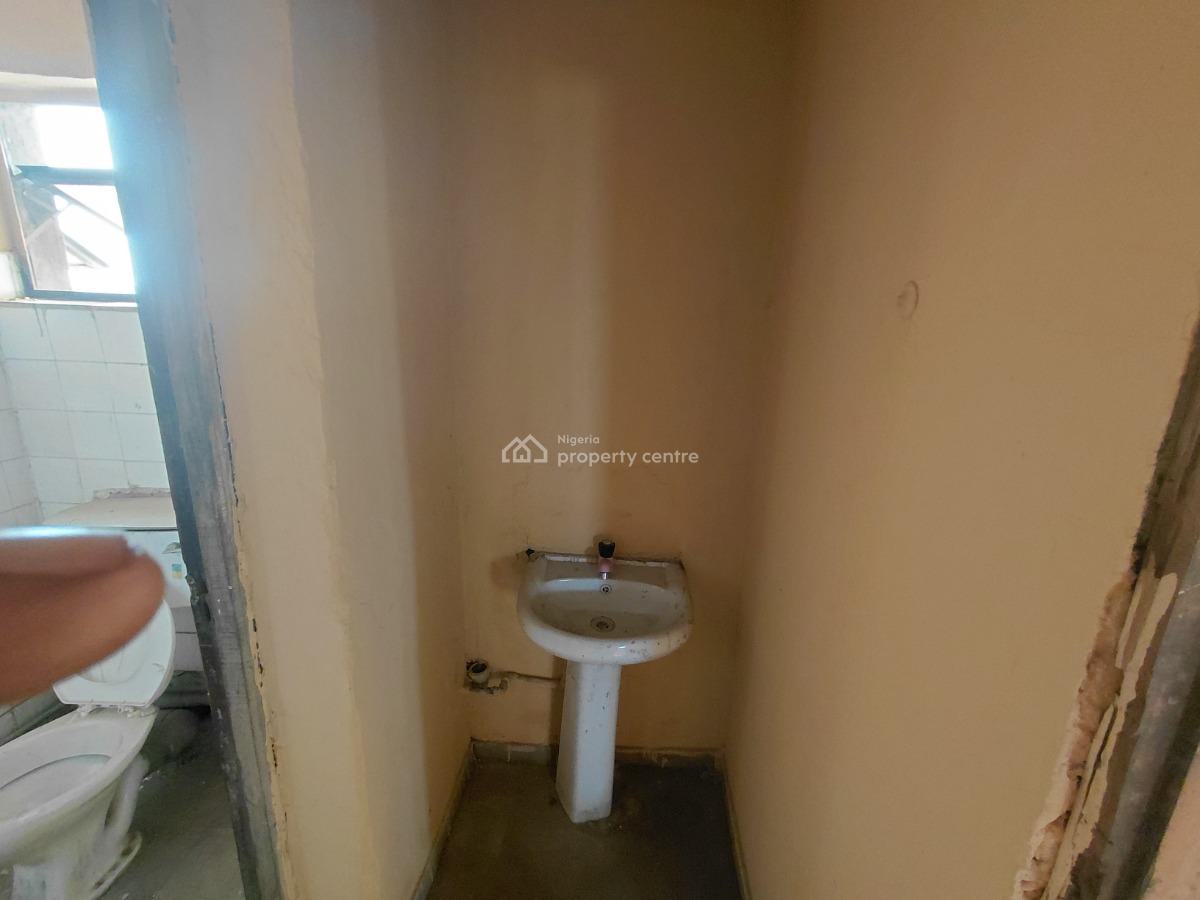 Prime Ikorodu Road Office Space, Ikorodu Road, Mile 12, Kosofe, Lagos, Office Space for Rent