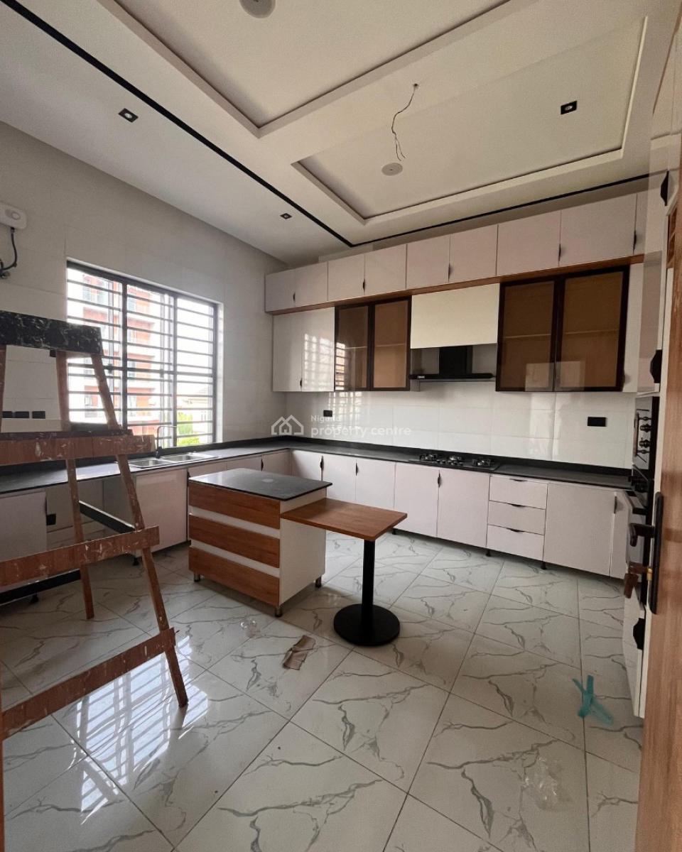 Lovely 2 Bedroom Apartment with Bq, Ikate, Ikate, Lekki, Lagos, Block of Flats for Sale