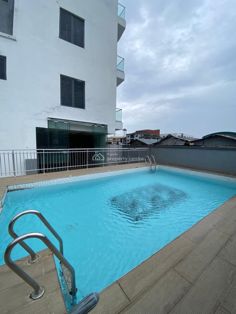 Luxury 3bedroom Apartment, Lekki Phase 1, Lekki, Lagos, Flat / Apartment for Sale