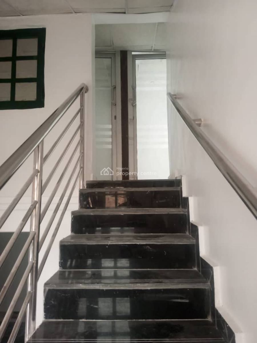 a Mini Duplex with 3 Rooms & 3 Toilets in a Serene Part of Lekki Ph 1, Lekki Phase 1, Lekki, Lagos, Office Space for Rent
