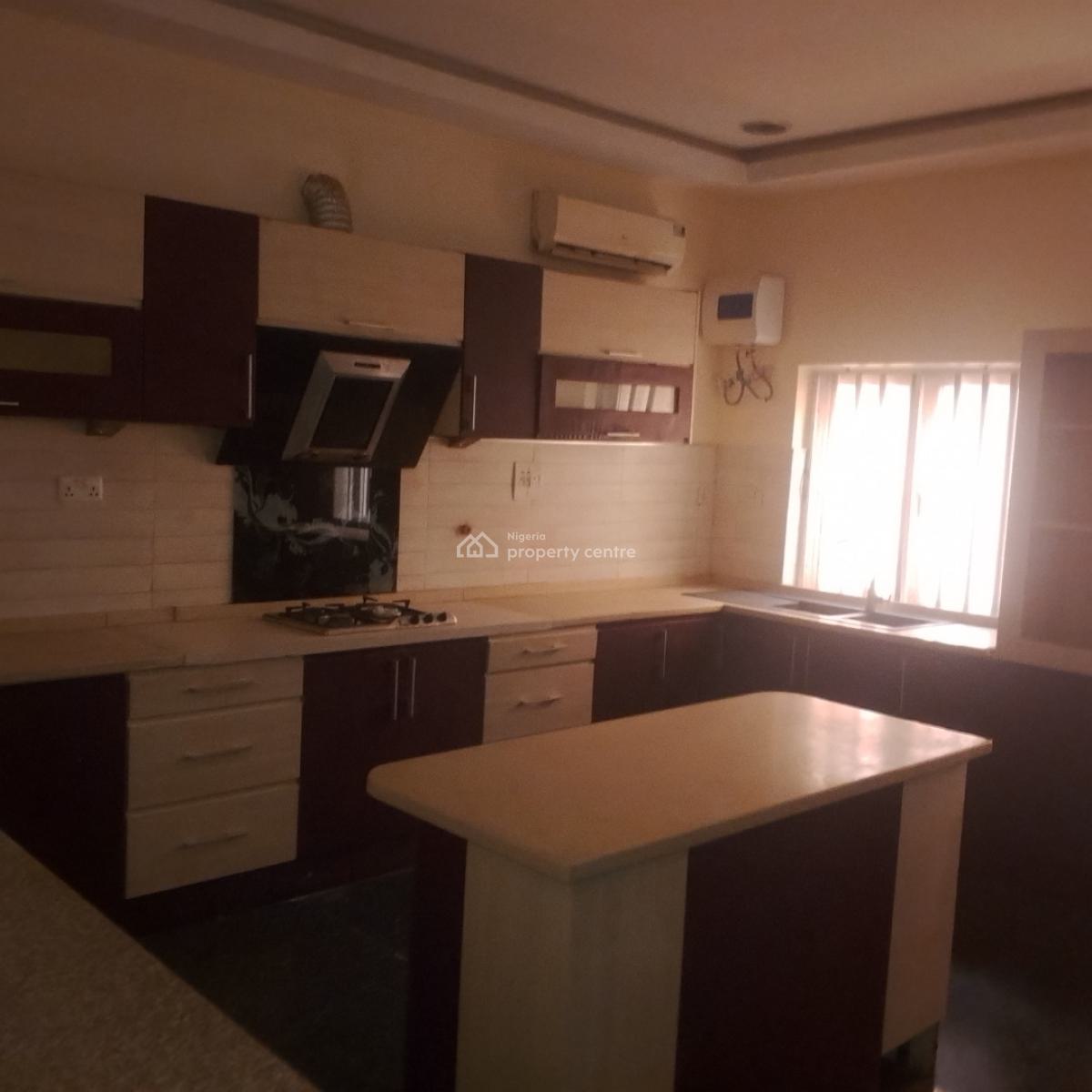 5 Bedroom Detached House with 2 Room Bq, Ikeja Gra, Ikeja Gra, Ikeja, Lagos, Detached Duplex for Rent