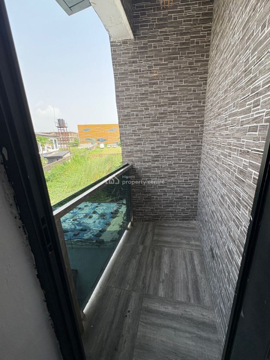 Semi Master with Balcony, Chevron, Lekki., Lekki, Lagos, Flat / Apartment for Rent