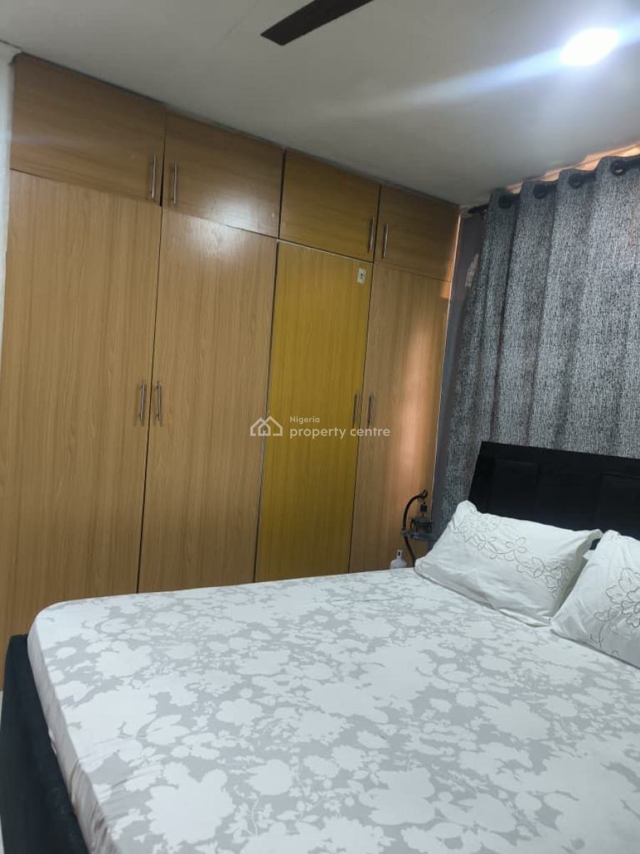Exquisite Spacious Single Room Shared Apartment, Lekki Phase 1, Lekki, Lagos, Flat / Apartment for Rent
